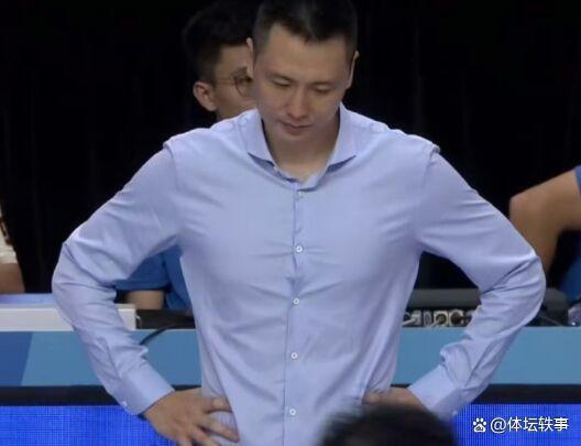 卢伟当众训斥洛夫顿，展现名帅风范