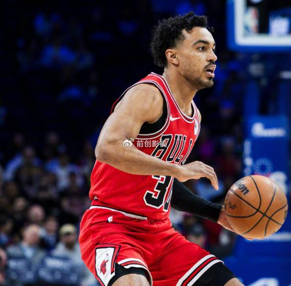 费城76人逆转芝加哥公牛 埃奇库姆35分成关键