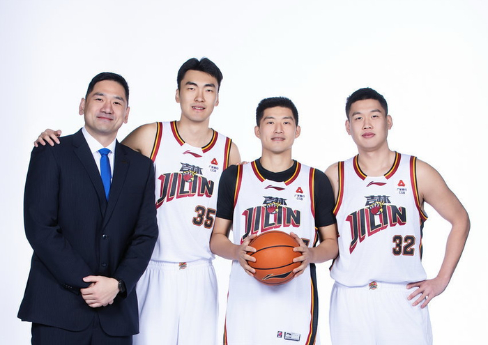 辽宁男篮力克四川迎战福建 吉林主场冲击季后赛